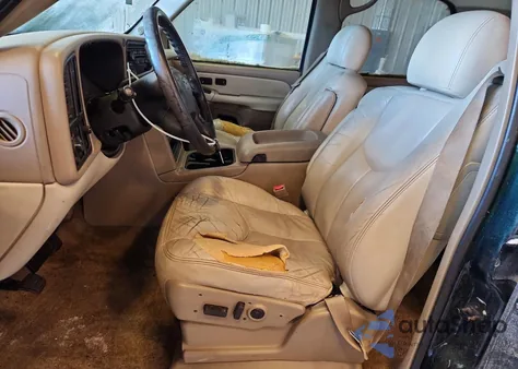 2003 Chevrolet Tahoe C1500 from USA, damaged, VIN 1GNEC13T63R161288